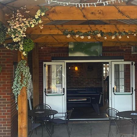 The George Inn Middle Wallop Stockbridge  Eksteriør billede